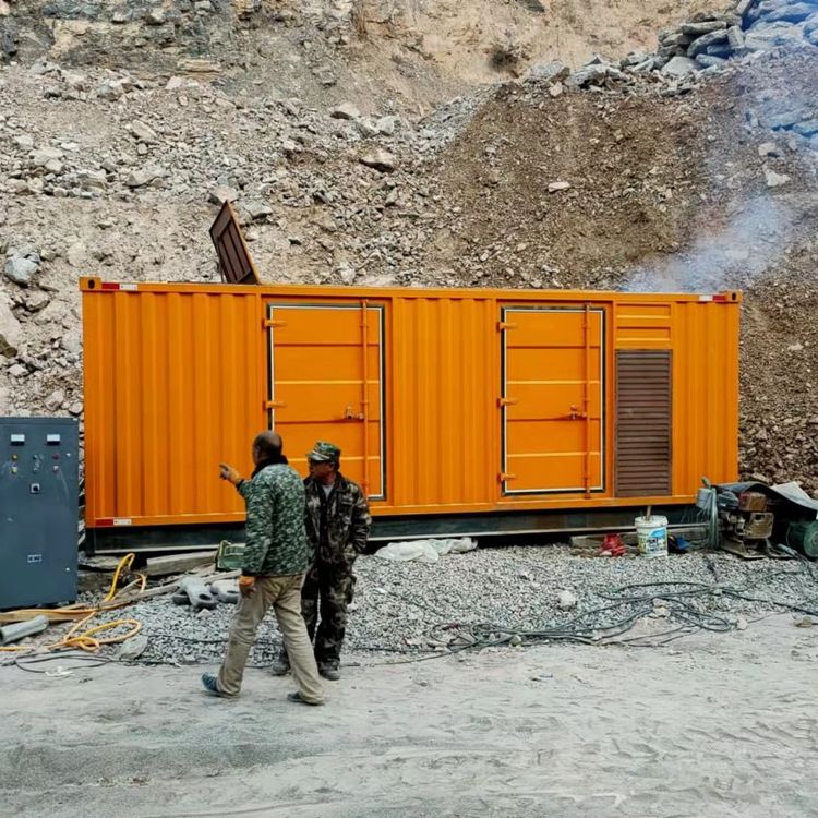 灵丘如何选择适合自己的 800KW 柴油发电机组?